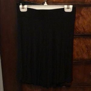 Black loft skirt